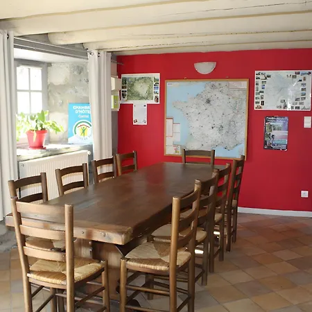 La Maison De Suzanne Nocleg ze śniadaniem 3*